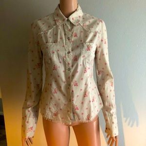 Express floral button up 🌷